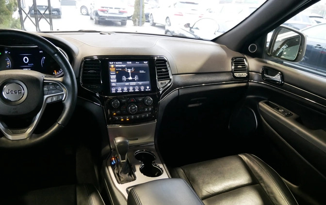 Jeep Grand Cherokee cena 144900 przebieg: 107000, rok produkcji 2020 z Trzcianka małe 596